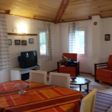 Kayakoey Pansiyon Homestay